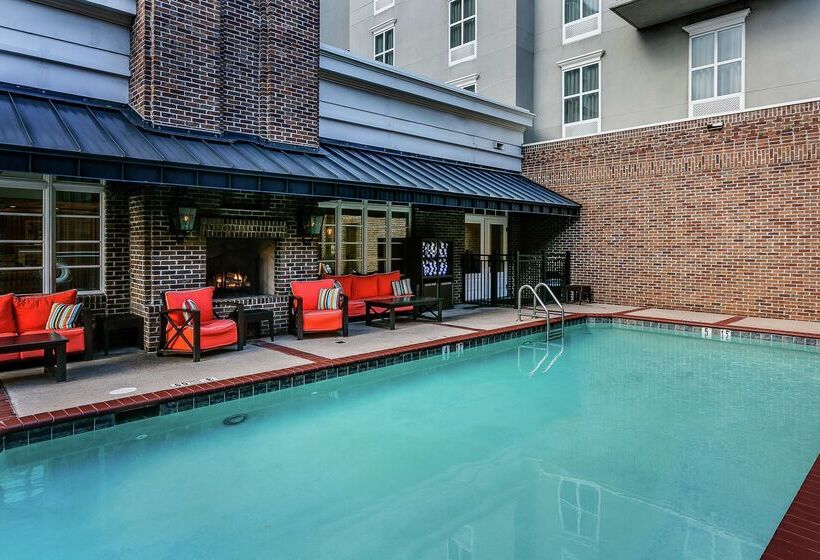 فندق Hampton Inn & Suites Mobile  Downtown Historic District