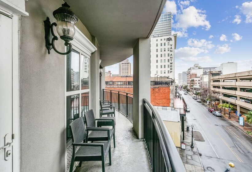 فندق Hampton Inn & Suites Mobile  Downtown Historic District