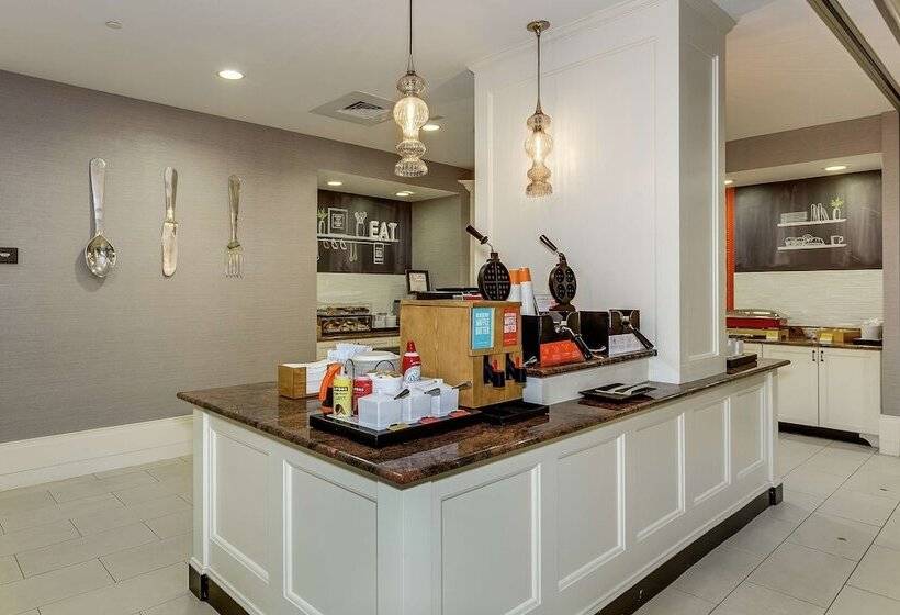 فندق Hampton Inn & Suites Mobile  Downtown Historic District