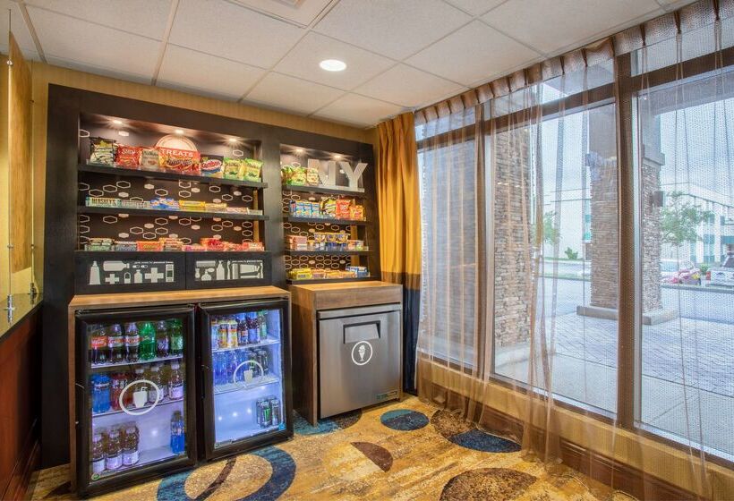 בית מלון כפרי Hampton Inn Fishkill