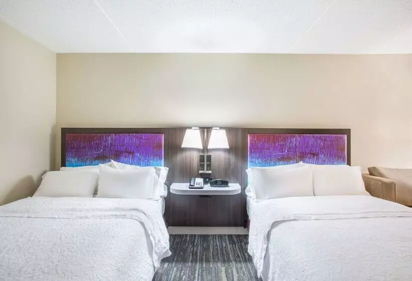 هتل Hampton Inn Fishkill