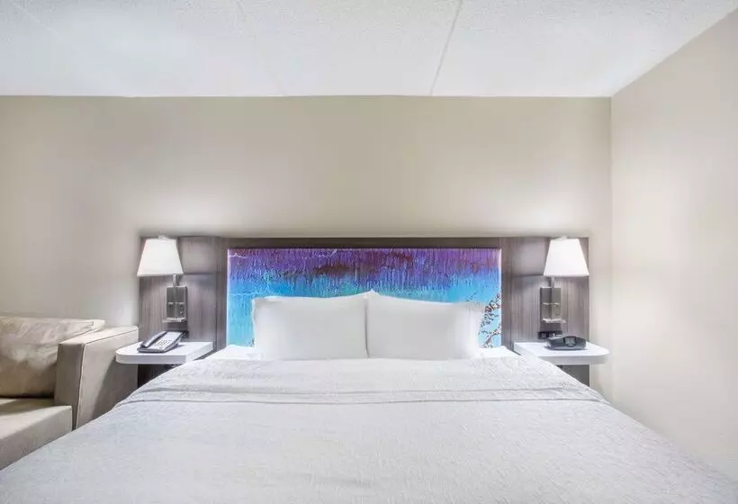 هتل Hampton Inn Fishkill