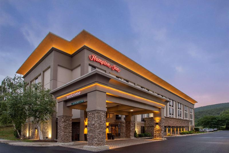 בית מלון כפרי Hampton Inn Fishkill