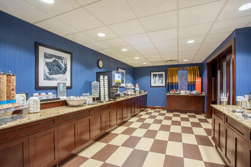 בית מלון כפרי Hampton Inn Fishkill