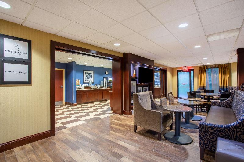 בית מלון כפרי Hampton Inn Fishkill