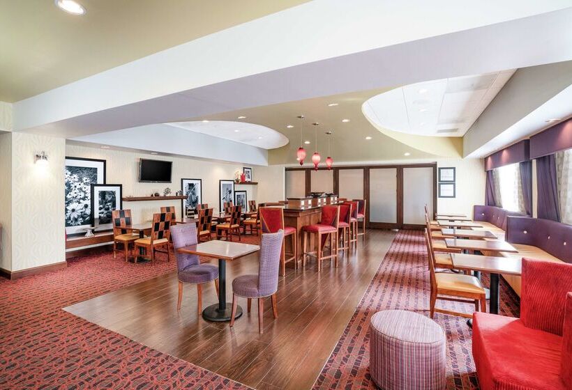 בית מלון כפרי Hampton Inn Richmond  Airport