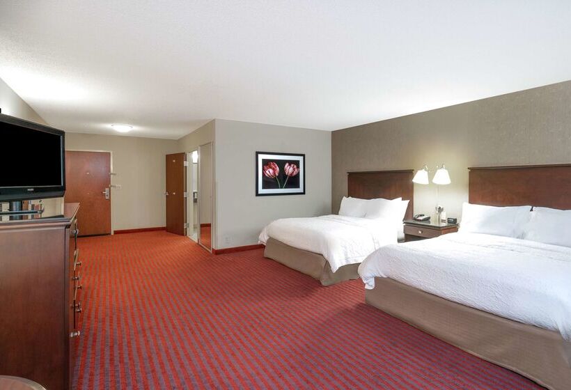 בית מלון כפרי Hampton Inn Richmond  Airport