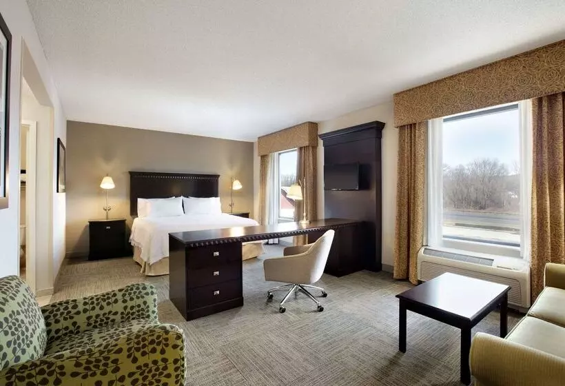 Otel Hampton Inn & Suites Mahwah