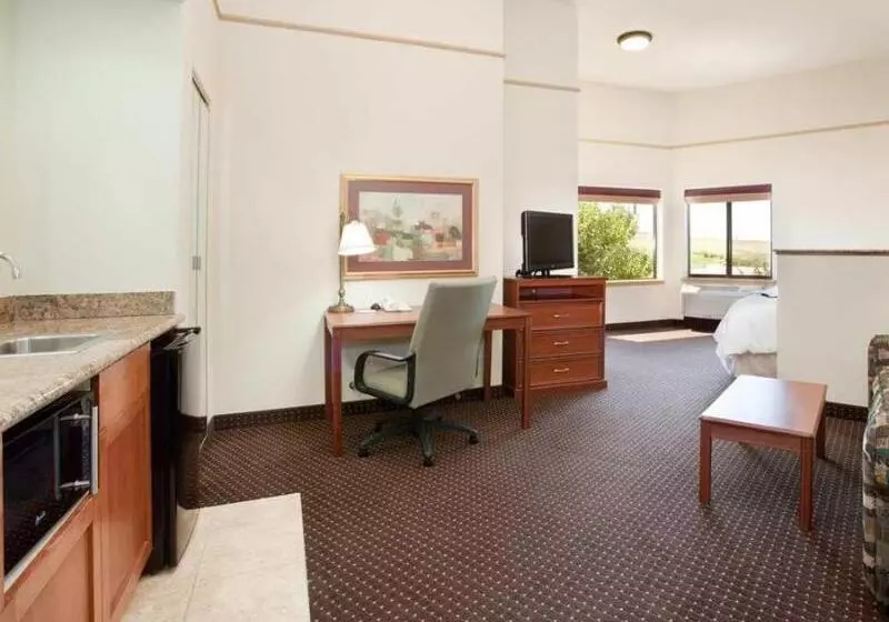 Отель Hampton Inn & Suites Parker