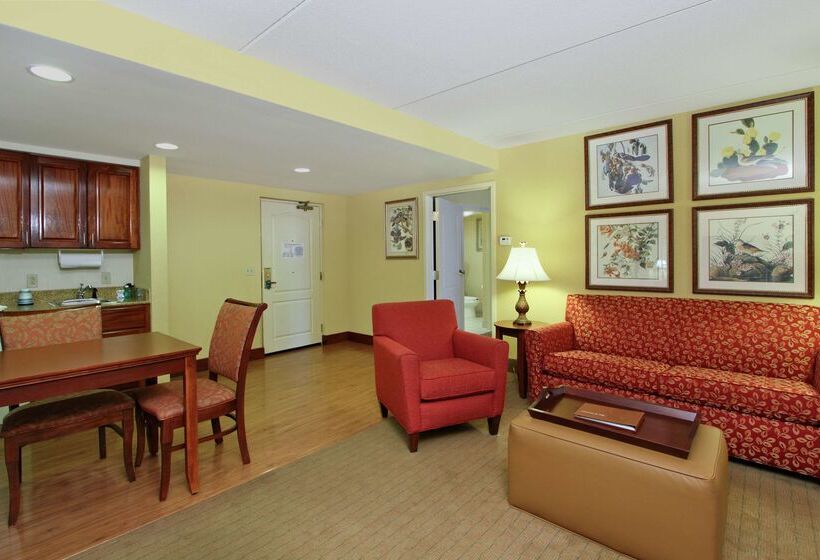 فندق Homewood Suites By Hilton Chesapeakegreenbrier