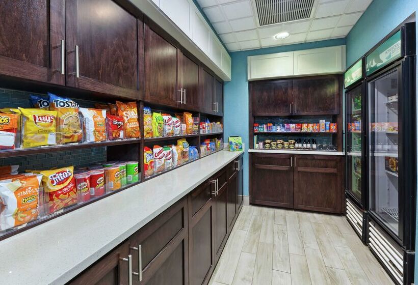 فندق Homewood Suites By Hilton Chesapeakegreenbrier