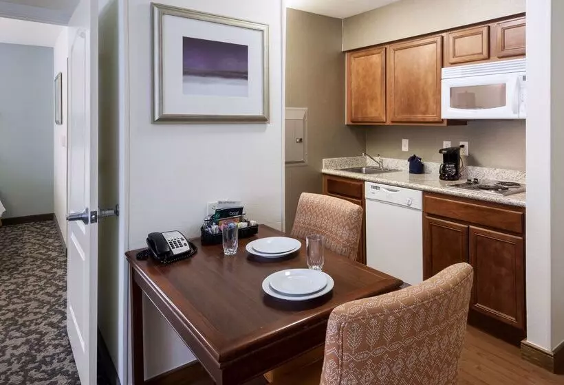 ホテル Homewood Suites By Hilton Houston Stafford Sugarland
