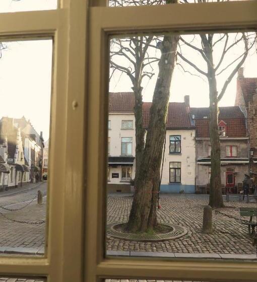 Bed and Breakfast Lake Suites