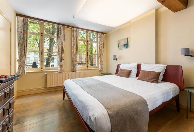 Bed and Breakfast Lake Suites