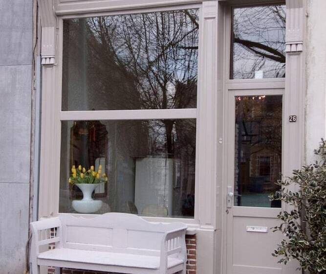 مبيت وإفطار Urban Dreams