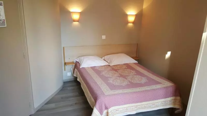 ホテル Angleterre