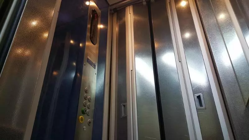 ホテル Angleterre