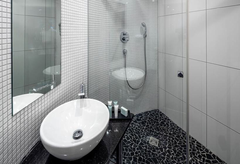 ホテル Hôtel Garrigae Villa La Florangerie   Spa & Piscine