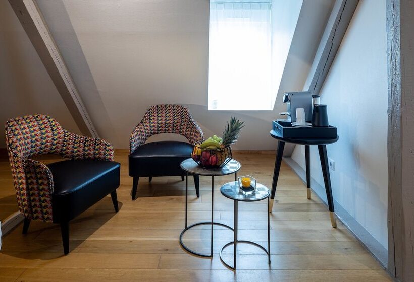 ホテル Hôtel Garrigae Villa La Florangerie   Spa & Piscine