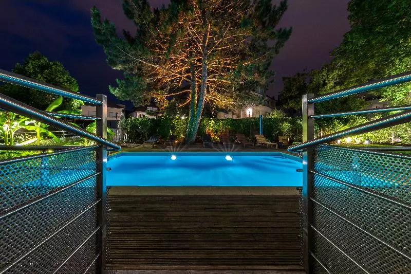 Отель Hôtel Garrigae Villa La Florangerie   Spa & Piscine