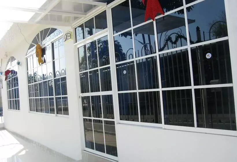 בית מלון כפרי La Casona