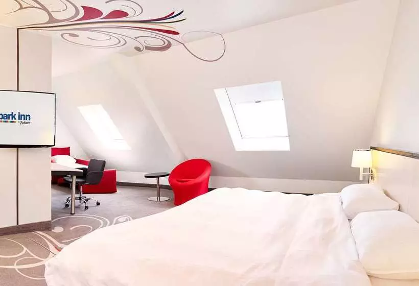 ホテル Park Inn By Radisson Brussels Centre Midi