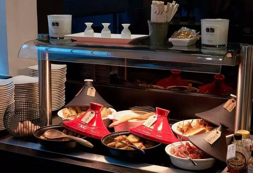 ホテル Park Inn By Radisson Brussels Centre Midi