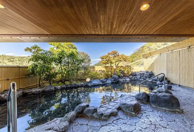 Hotel Shuzenji Onsen Katsuragawa