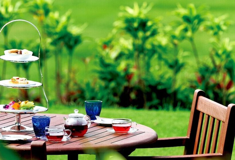 هتل The Atta Terrace Club Towers