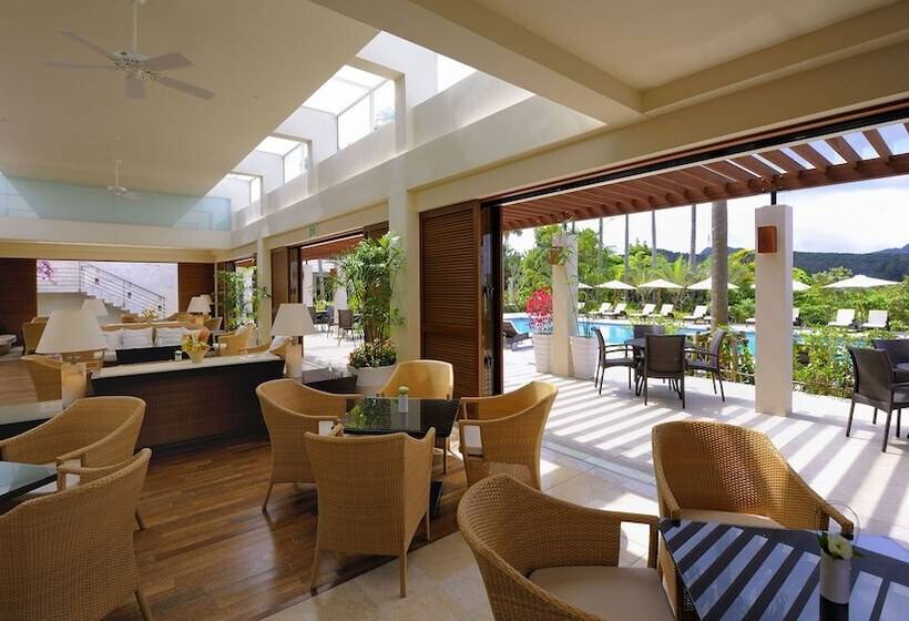 هتل The Atta Terrace Club Towers