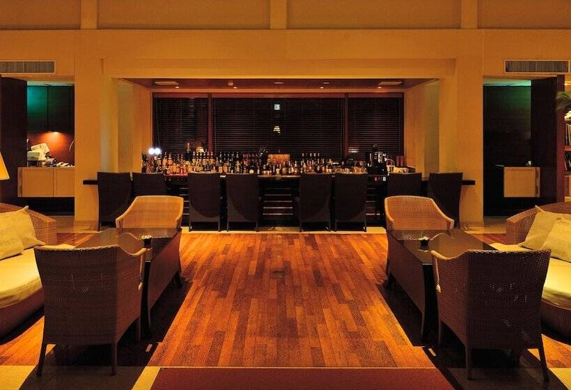 هتل The Atta Terrace Club Towers