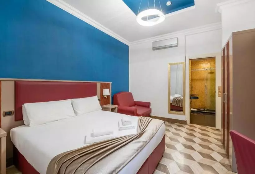 هتل The Five Oscars Inn