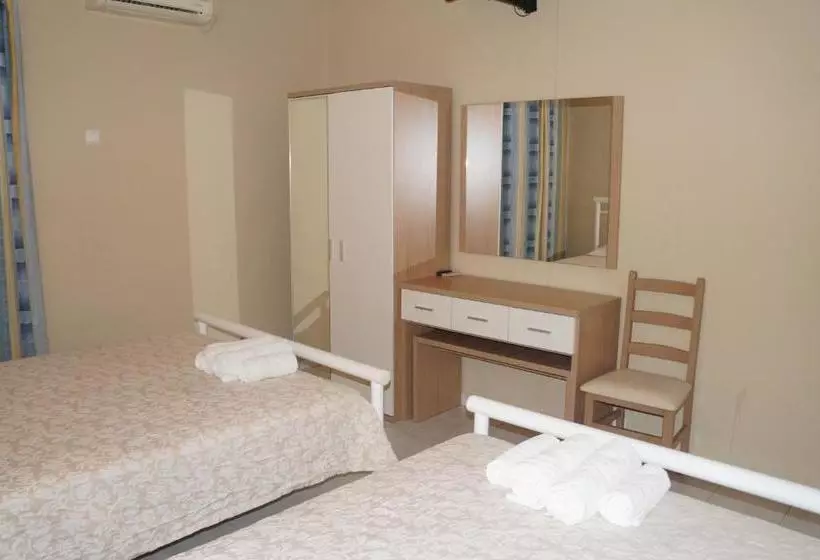 호텔 Triângulo Alojamento Local