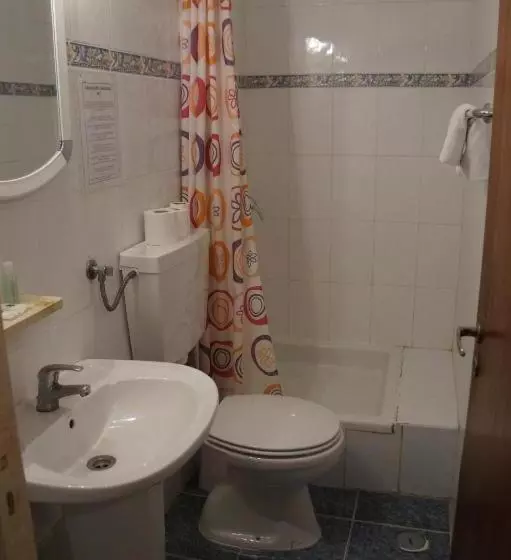 호텔 Triângulo Alojamento Local