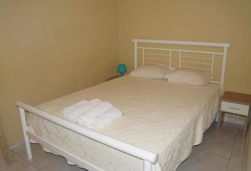 호텔 Triângulo Alojamento Local