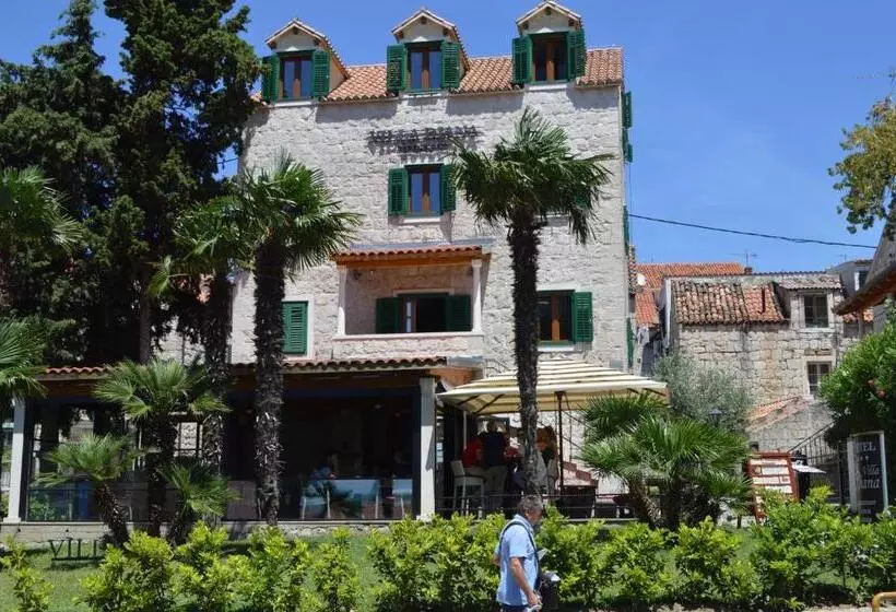 Hotel Villa Diana