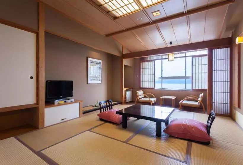 בית מלון כפרי Wakura Onsen Notoraku