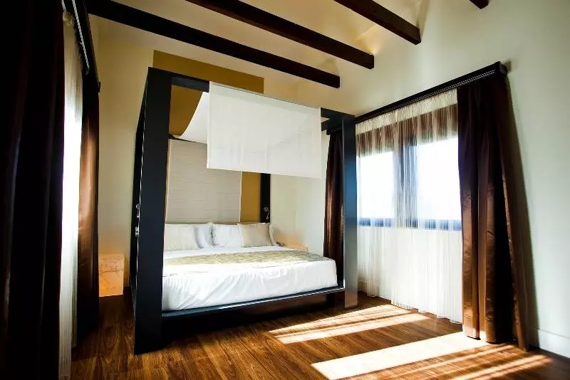 Отель & Winery Señorío De Nevada