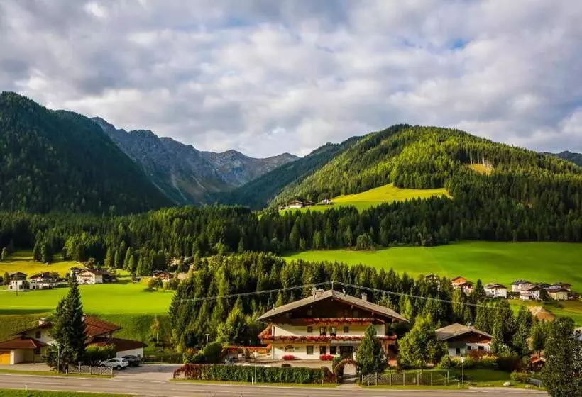 Panorama Hotel Cis   Bed And Breakfast