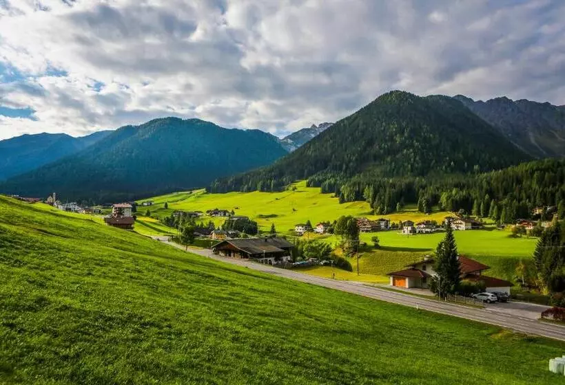 Panorama Hotel Cis   Bed And Breakfast