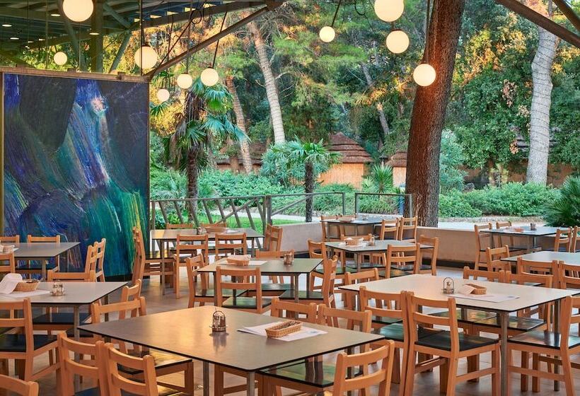 リゾートホテル Pine Beach Pakostane Glamping Homes   All Inclusive Light