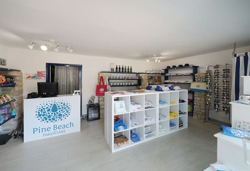 リゾートホテル Pine Beach Pakostane Glamping Homes   All Inclusive Light