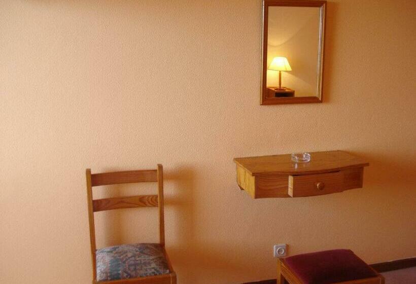 Резиденция Al Moniz