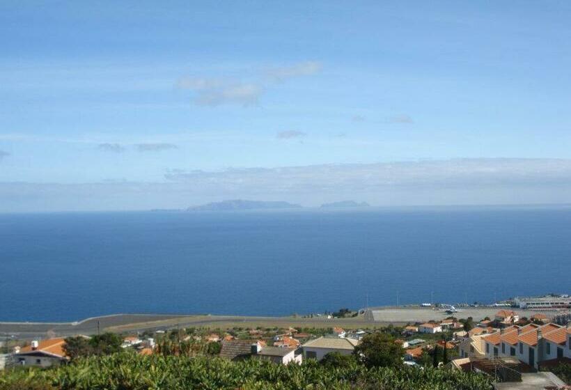 Резиденция Al Moniz