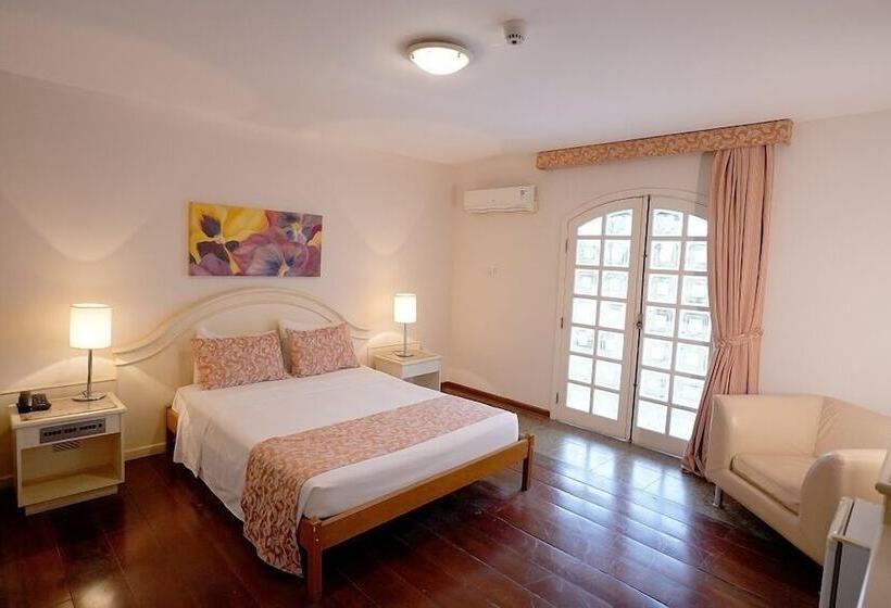 Colonial Plaza Hotel Pindamonhangaba