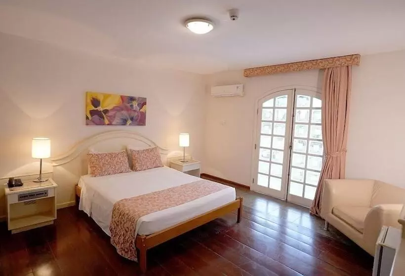 Colonial Plaza Hotel Pindamonhangaba