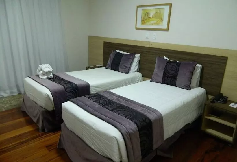 Colonial Plaza Hotel Pindamonhangaba