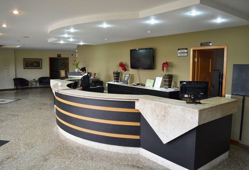 Colonial Plaza Hotel Pindamonhangaba