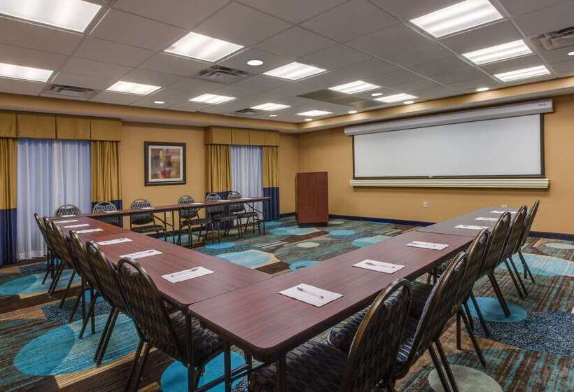 Отель Hampton Inn Clearfield