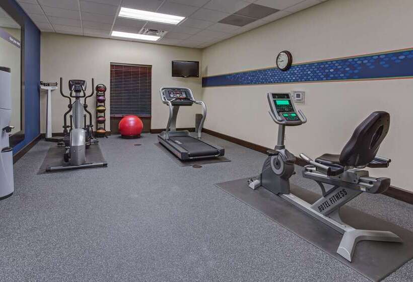 Отель Hampton Inn Clearfield